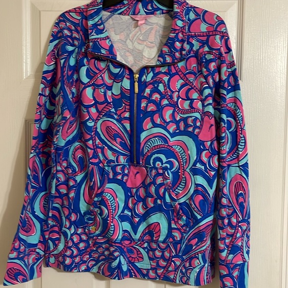 Size medium Lilly Pulitzer popover - Picture 1 of 2